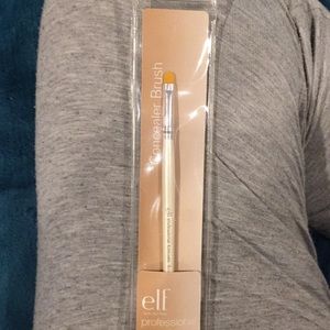 NWOT (3) Concealer Brushes